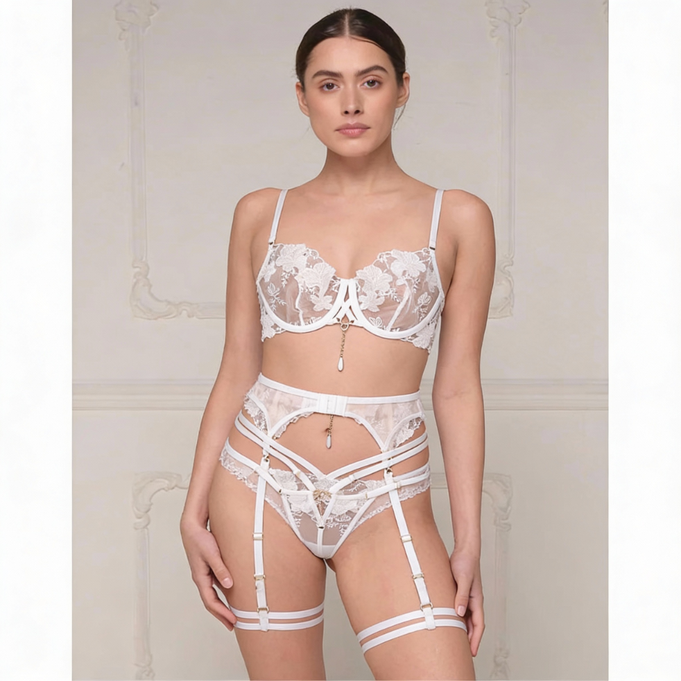 Komplet bielizny buduarowej Crystal Dew – White Floral Embroidery Set 328ba551b7753a08c68b6d9057db86db