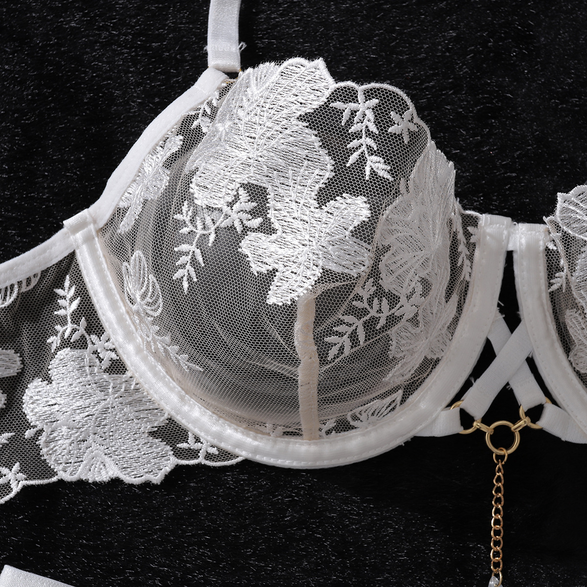 Komplet bielizny buduarowej Crystal Dew – White Floral Embroidery Set 5a749b662ad0a9d86ccaa7aeb74365ca